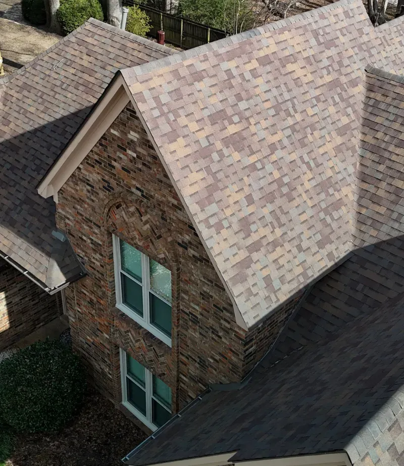 Owens Corning TruDefinition Teak shingles.